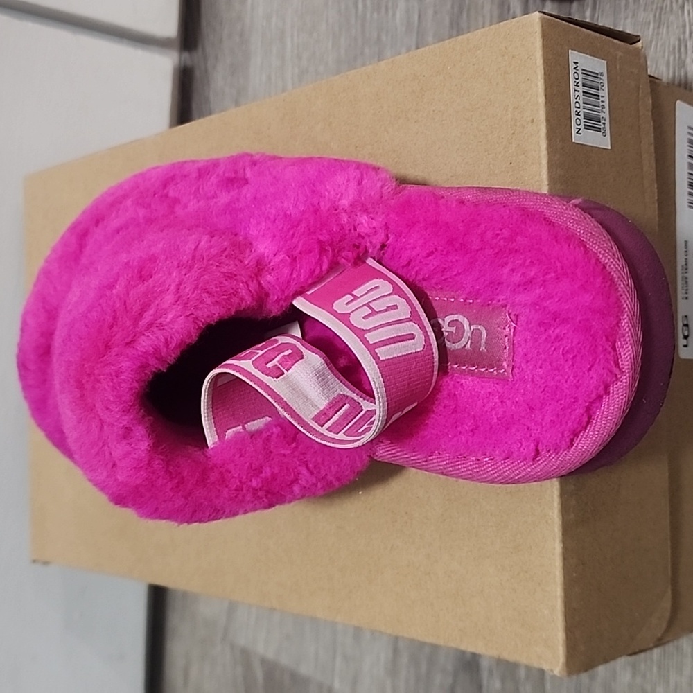 Ugg Clog FLuff